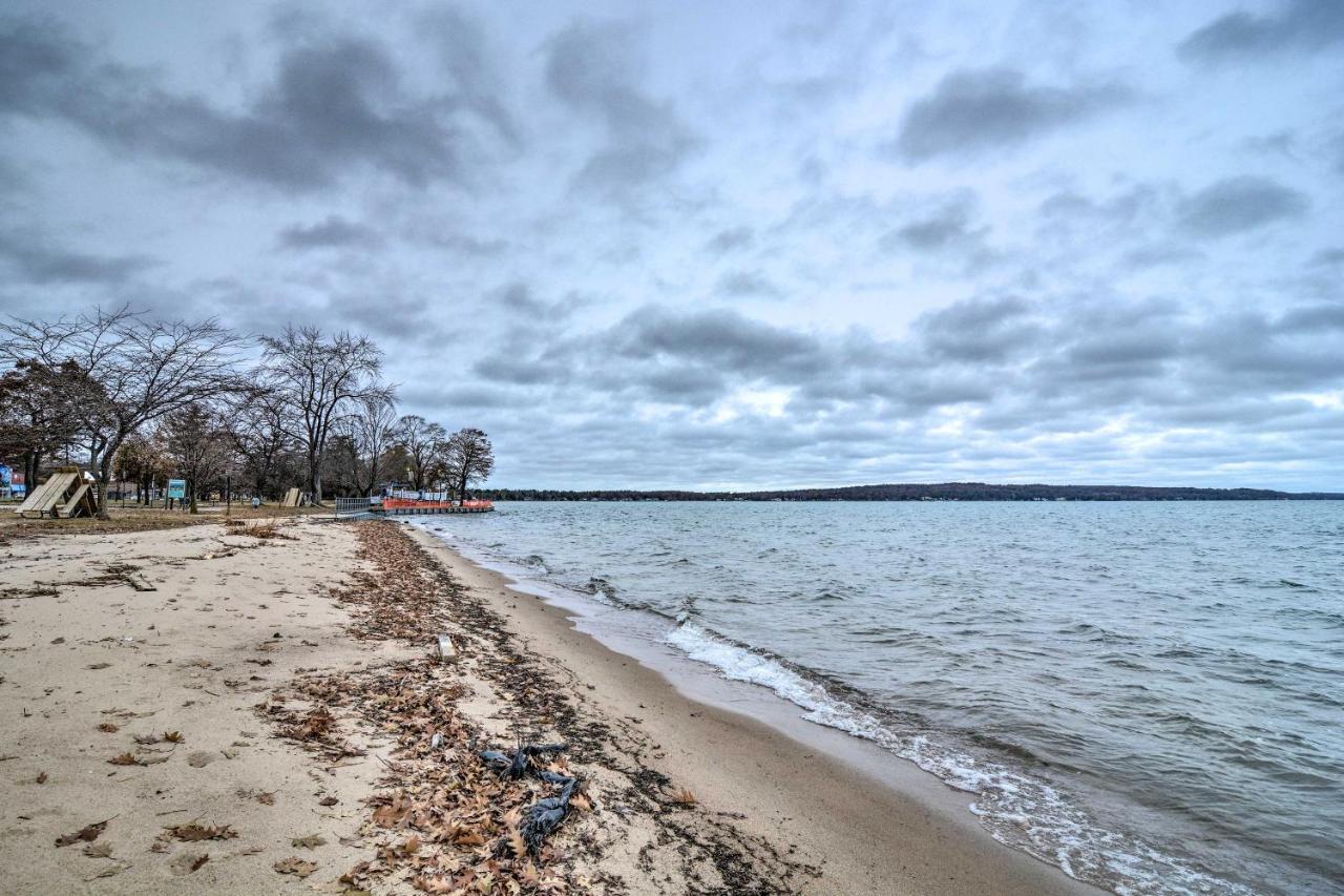 Modern Traverse City Condo About 1 Mi To Bay! Eksteriør bilde